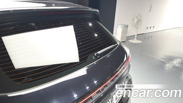 Porsche Cayenne 2021 — photo 30