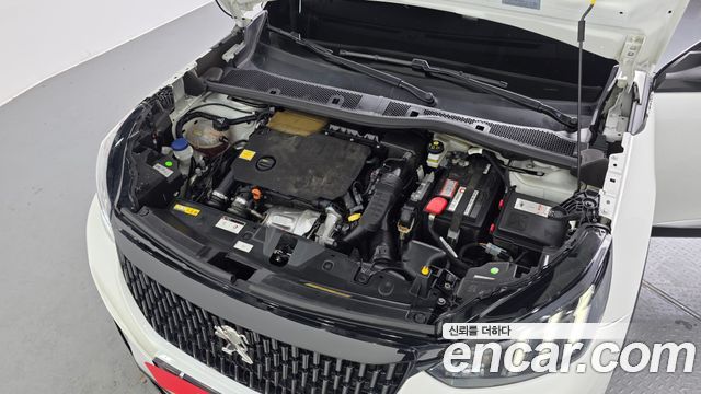 Peugeot 2008 2021 — photo 6