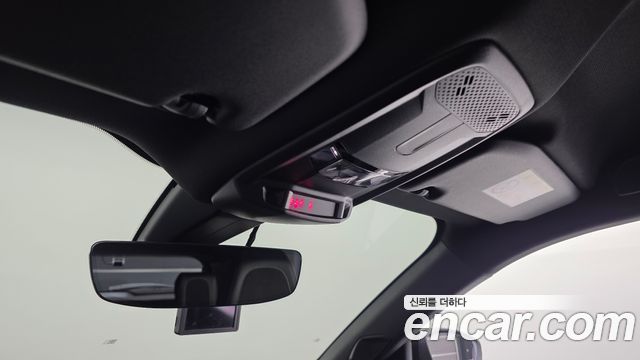 Peugeot 2008 2021 — photo 25