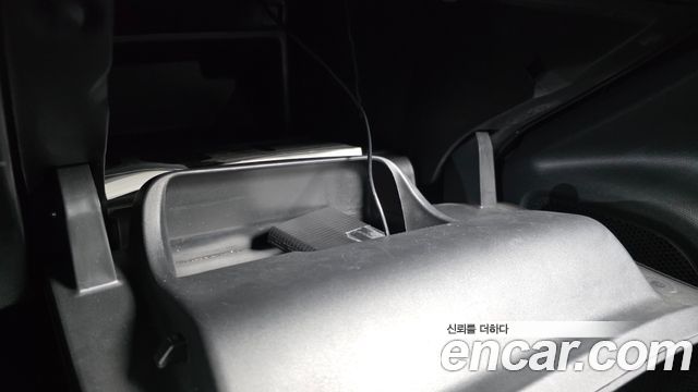 Peugeot 2008 2021 — photo 30