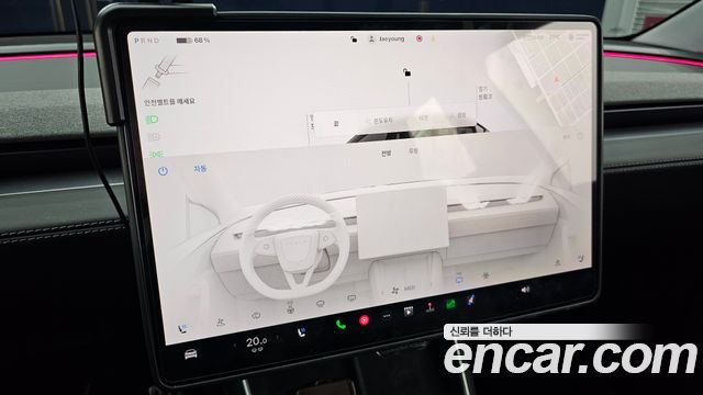 Tesla Model Y 2025 — photo 30