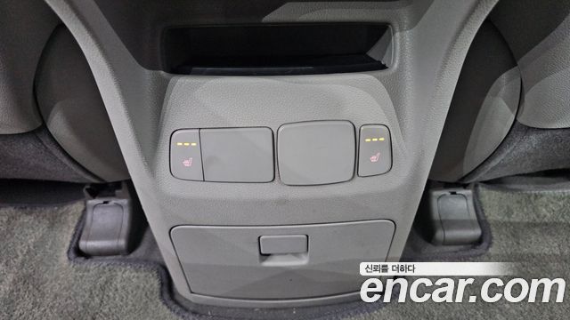 Kia Canival 2017 — photo 18