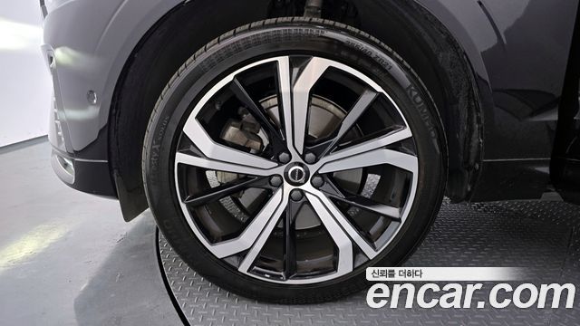 Volvo XC60 2022 — photo 5