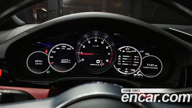Porsche Cayenne 2020 — photo 11