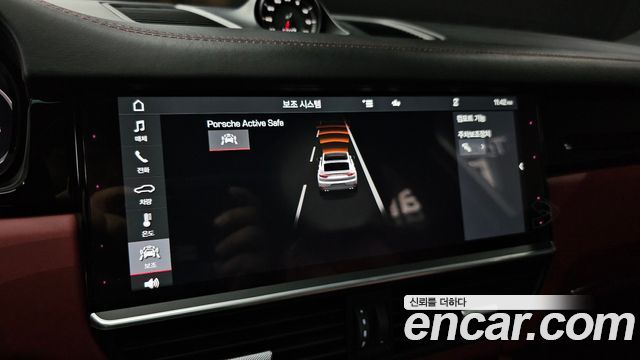 Porsche Cayenne 2020 — photo 21