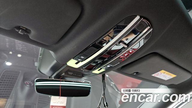 Porsche Cayenne 2020 — photo 27