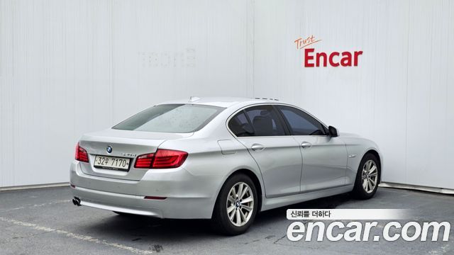 BMW 5-Series 2013 — photo 2