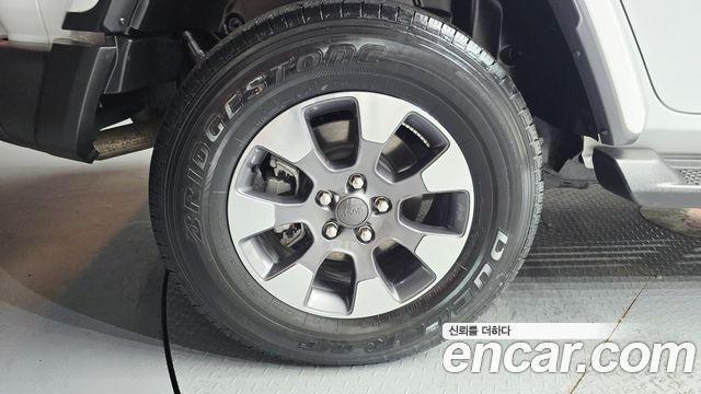 Jeep Wrangler 2023 — photo 5