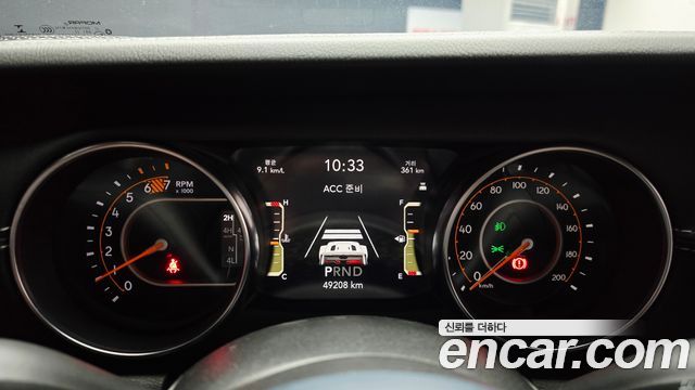 Jeep Wrangler 2023 — photo 11