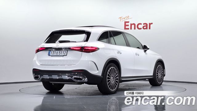 Mercedes-Benz GLC-Class 2025 — photo 2