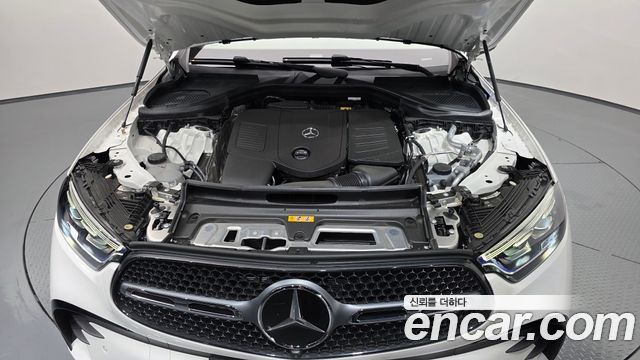 Mercedes-Benz GLC-Class 2025 — photo 6
