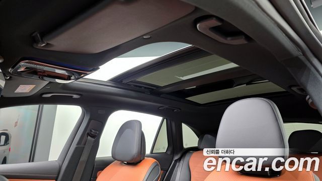 Mercedes-Benz GLC-Class 2025 — photo 31