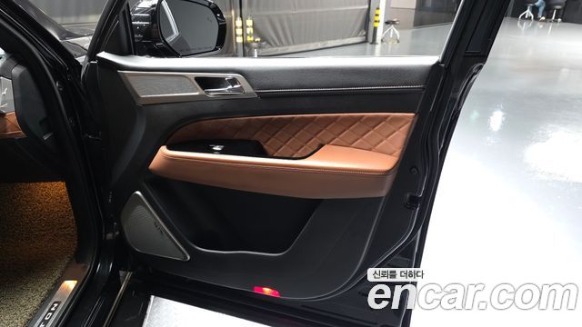 KG Mobility Rexton 2018 — photo 14