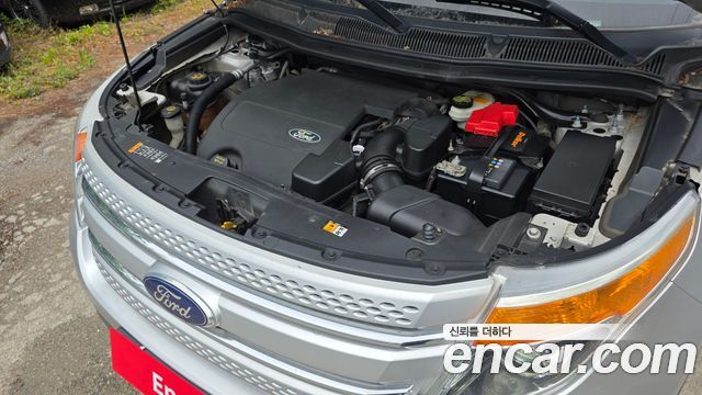 Ford Explorer 2013 — photo 6
