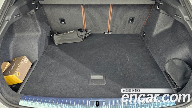 Audi Q3 2025 — photo 24