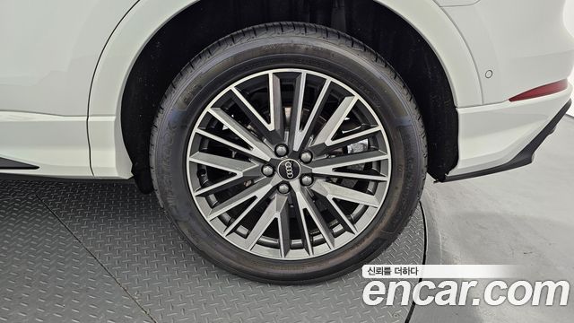 Audi Q3 2025 — photo 7