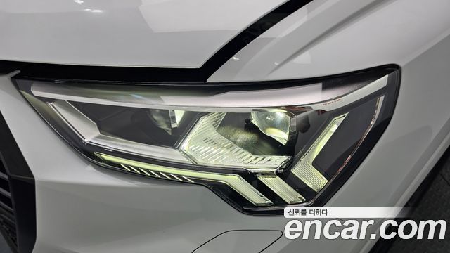 Audi Q3 2025 — photo 8