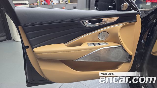 Kia K9 2023 — photo 14