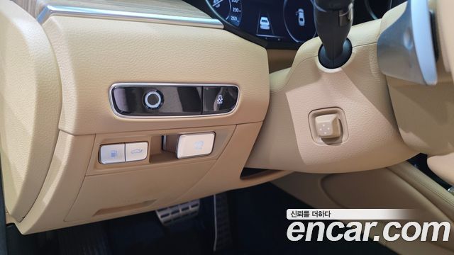 Kia K9 2023 — photo 28