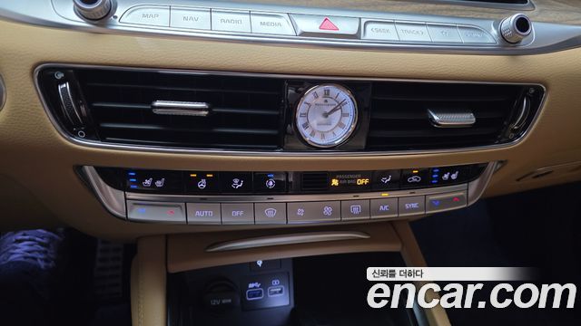 Kia K9 2023 — photo 32