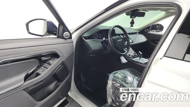 Land Rover Range Rover Evoque 2020 — photo 10