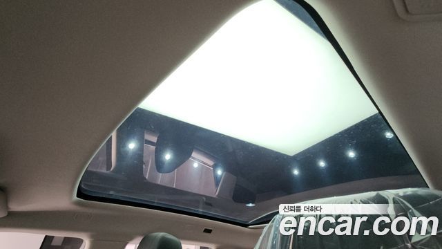 Land Rover Range Rover Evoque 2020 — photo 18