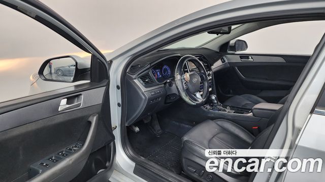 Hyundai Sonata 2018 — photo 10