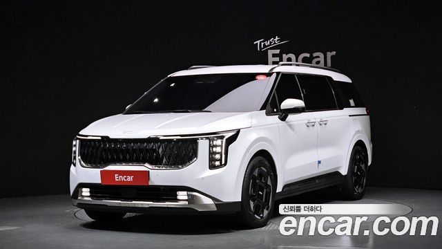 Kia Canival 2025 — photo 1