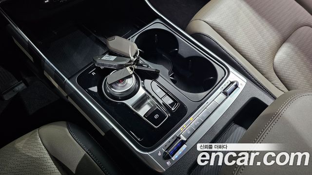 Kia Canival 2025 — photo 9