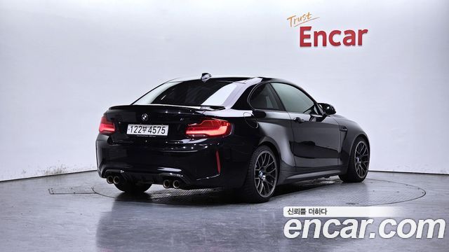 BMW M2 2018 — photo 2