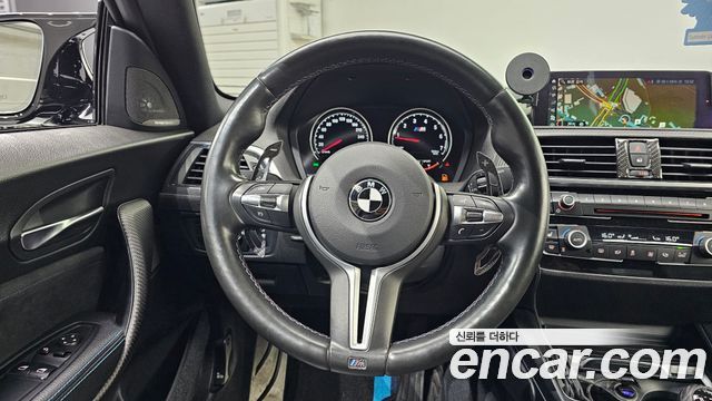 BMW M2 2018 — photo 20