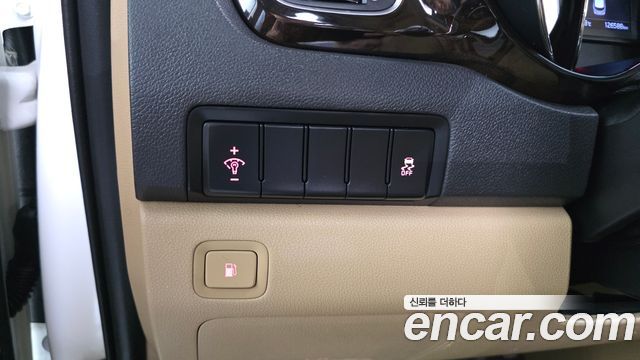 Kia Canival 2019 — photo 20