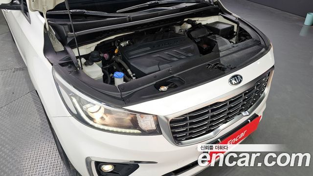 Kia Canival 2019 — photo 6
