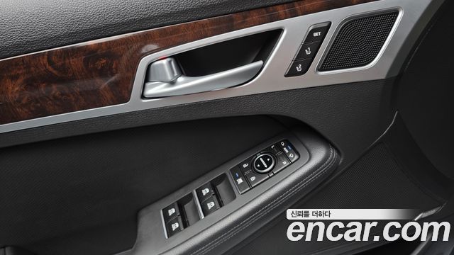 Hyundai Genesis 2014 — photo 25