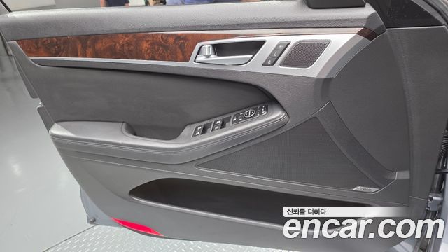 Hyundai Genesis 2014 — photo 14