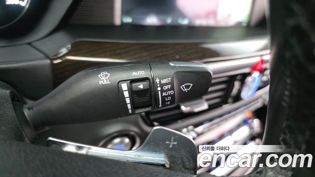 Genesis EQ900 2016 — photo 19