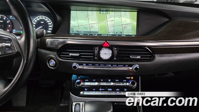 Genesis EQ900 2016 — photo 23