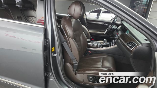 Genesis EQ900 2016 — photo 16