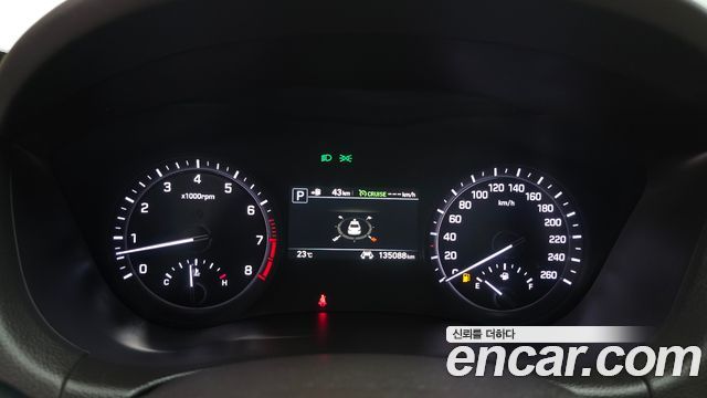 Genesis G80 2017 — photo 11