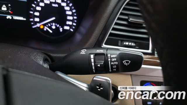 Genesis G80 2017 — photo 29