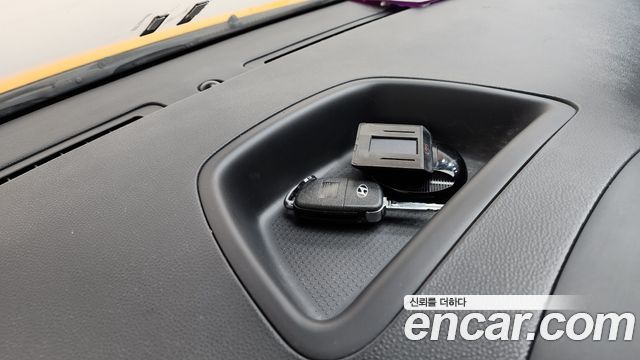 Hyundai Starex 2019 — photo 15