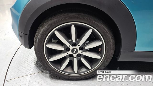 Mini Cooper Convertible 2018 — photo 5