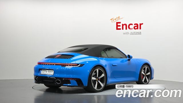 Porsche 911 2023 — photo 2