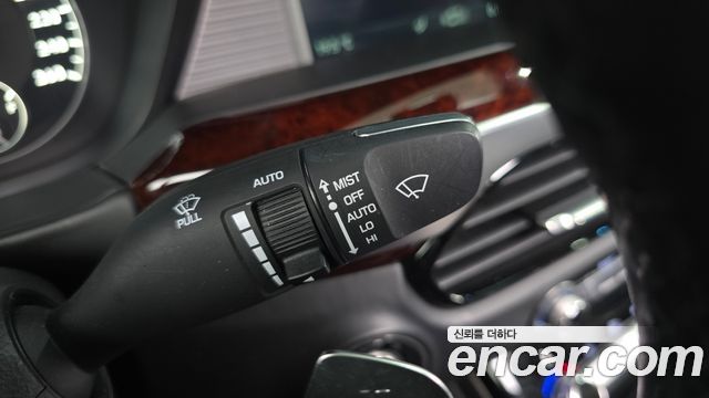 Genesis EQ900 2018 — photo 14