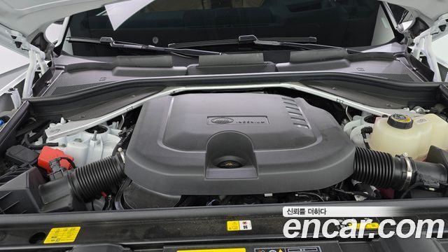 Land Rover Range Rover 2024 — photo 6