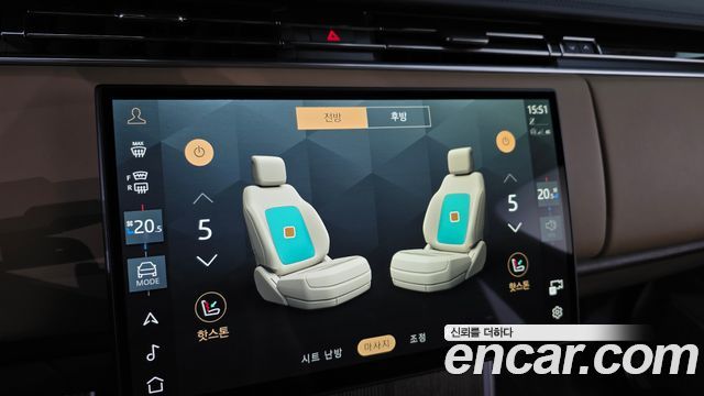 Land Rover Range Rover 2024 — photo 18