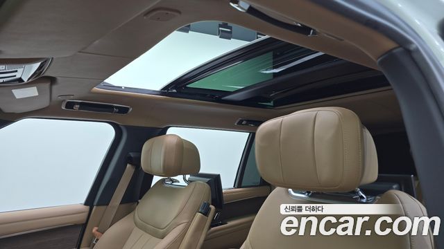 Land Rover Range Rover 2024 — photo 26
