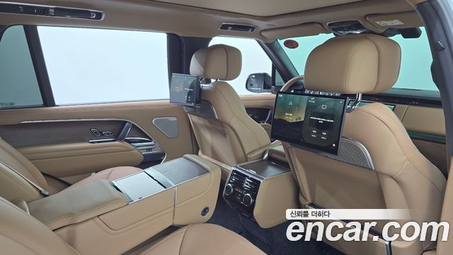 Land Rover Range Rover 2024 — photo 37