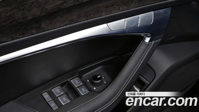 Audi A6 2021 — photo 27