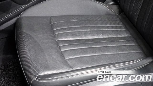 Audi A6 2021 — photo 34